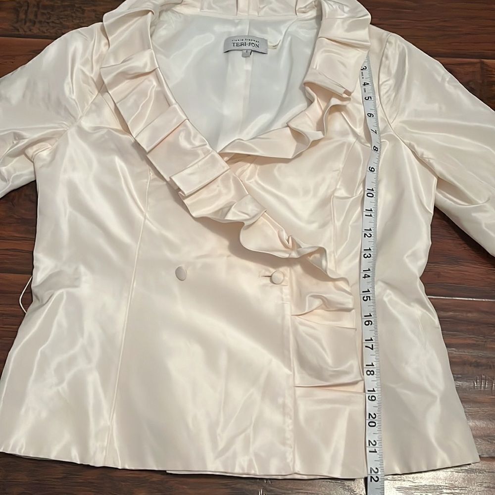 Rickie Freeman For Teri Jon Cream In Color Blazer Feminine Ruffle Event - Picture 6 of 13